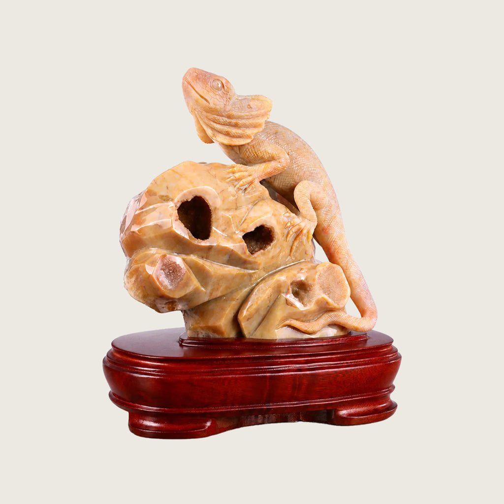 6.8" Chalcedony Jasper Crystal Lizard Carving  #CTC0042