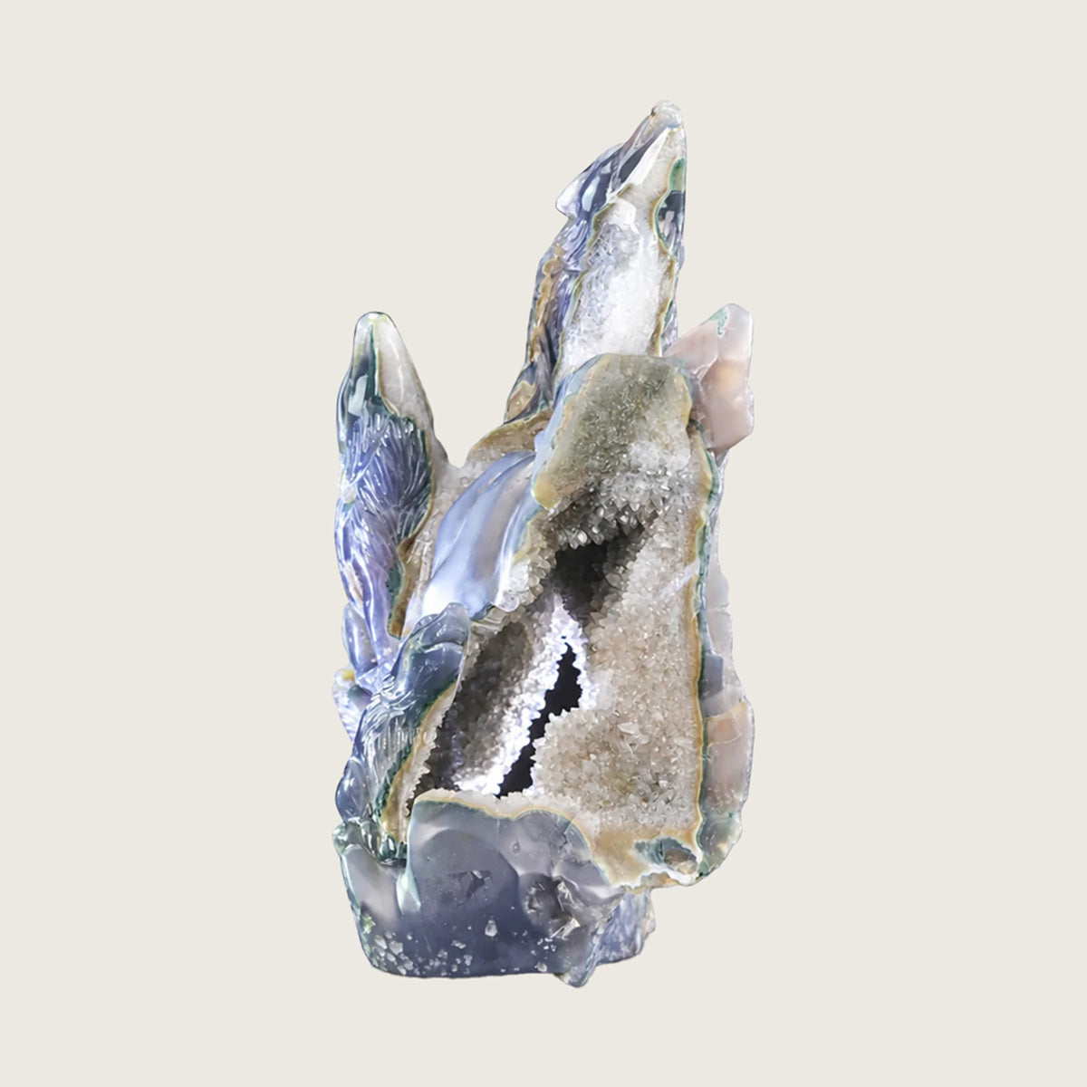 5.8"Druzy Agate Geode Wolf Family Carving  #GDC0022