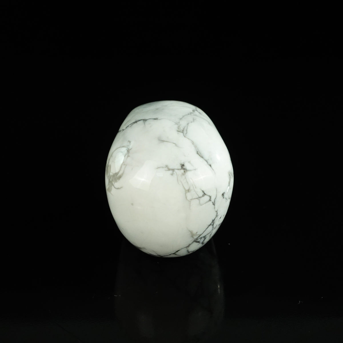 2.2" Howlite Crystal Skull Carving - Unique Piece #HL01