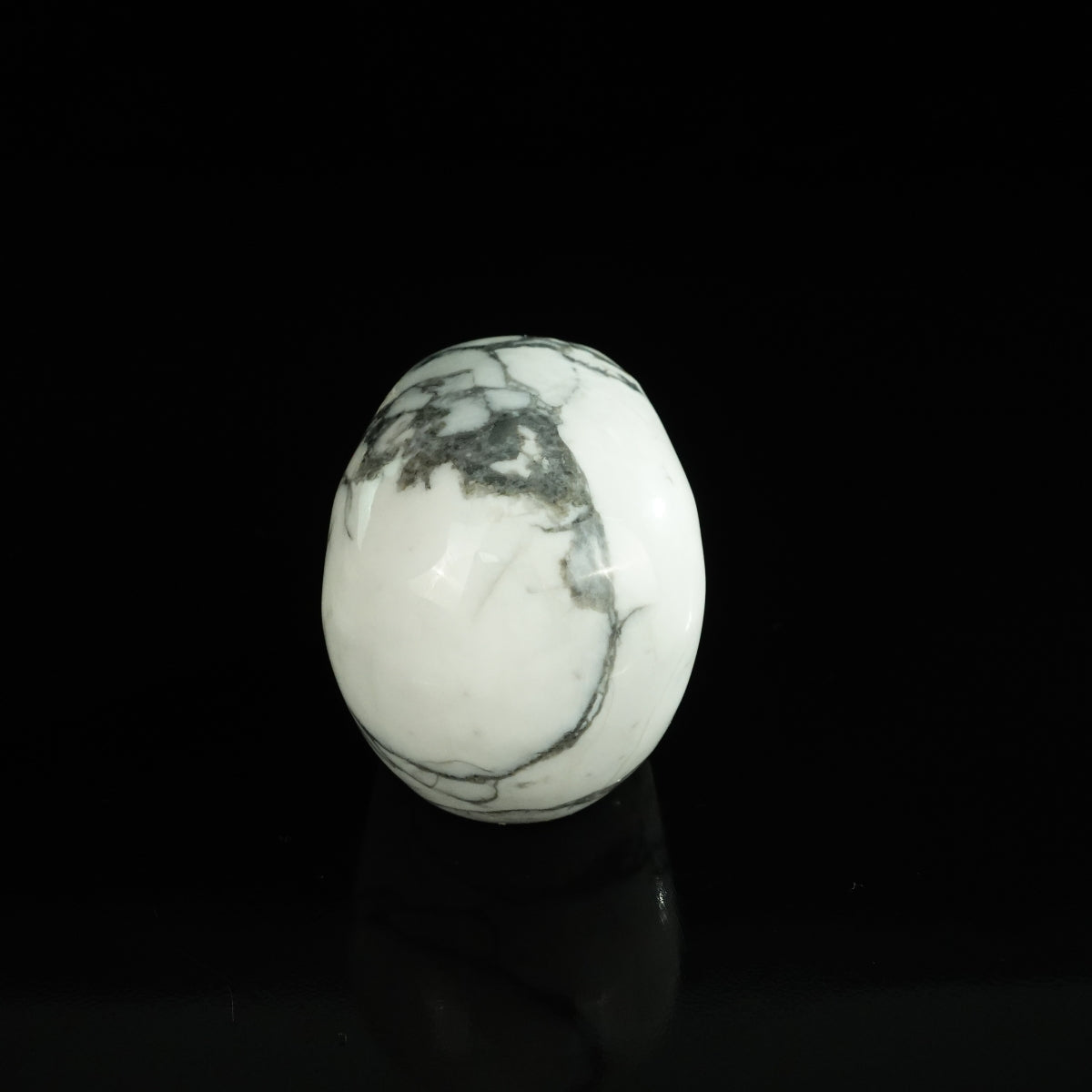 2.2" Howlite Crystal Skull Carving - Unique Piece #HL03