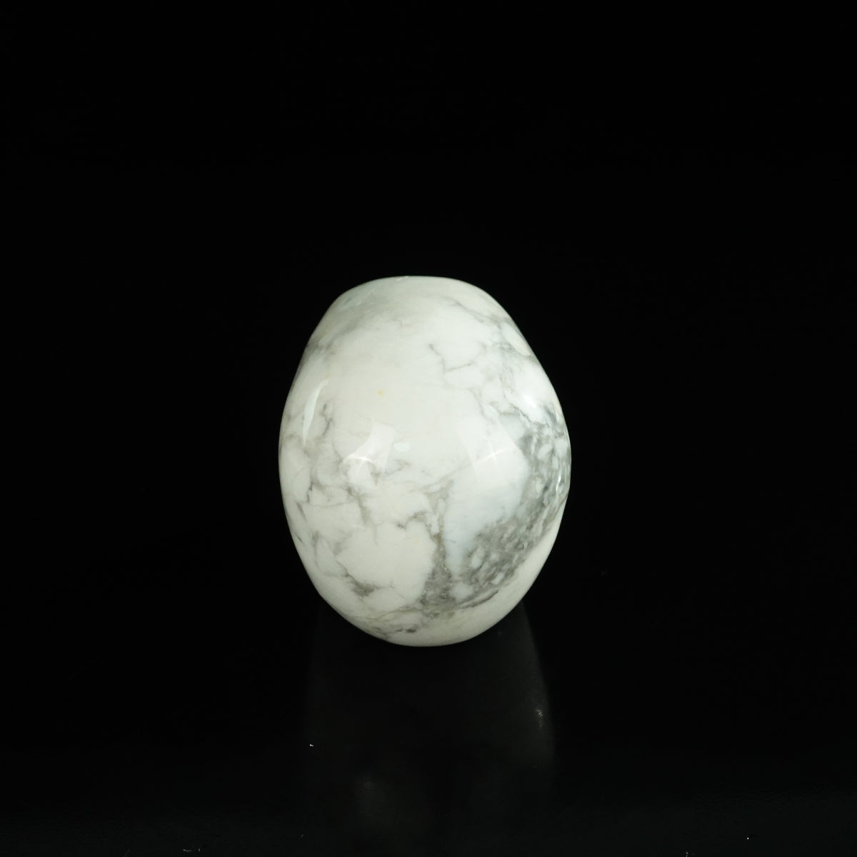 2.2" Howlite Crystal Skull Carving - Unique Piece #HL06