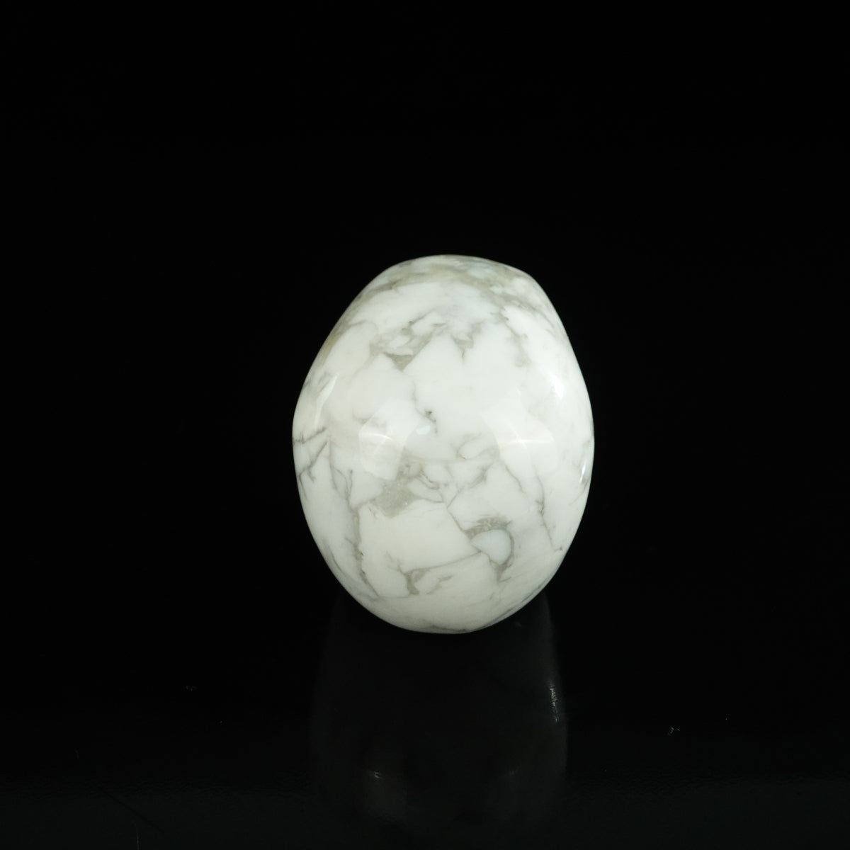 2.2" Howlite Crystal Skull Carving - Unique Piece #HL08
