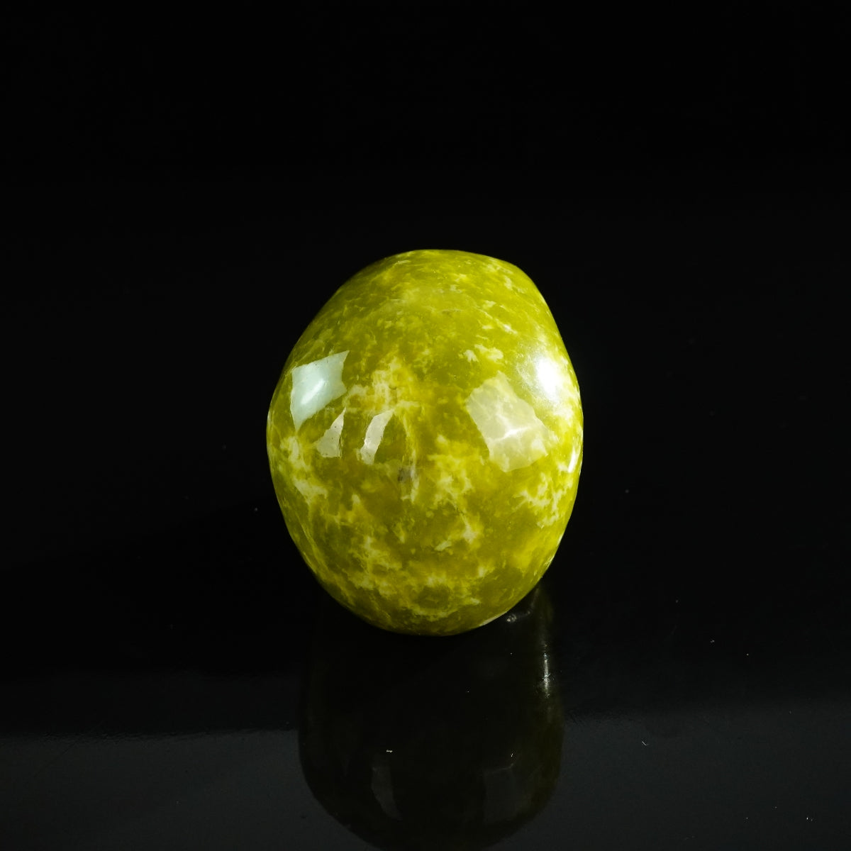 3.0" Serpentine Crystal Skull Carving - Unique Piece #XJ03